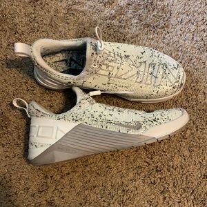 Nike metcons